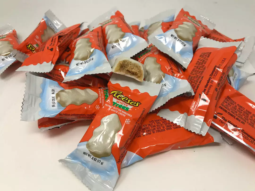 Cheap Beulah's Candyland ????Christmas Store 10 Beulah's Candyland White Reese's Peanut Butter Trees 5 Pound Bag Reese White Chocolate