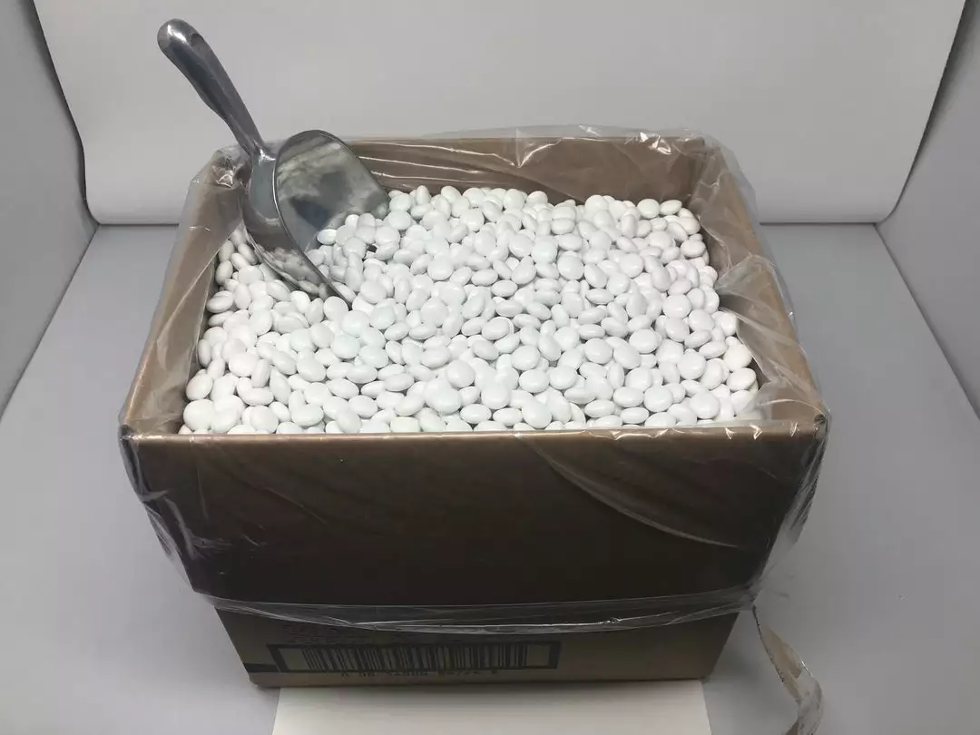 Hershey's - Hershey, Pennsylvania White Hershey-ets Hersheyettes Candy Coated Hershey's Milk Chocolate 5 Pounds 2 Hershey's - Hershey, Pennsylvania White Hershey-ets Hersheyettes Candy Coated Hershey's Milk Chocolate 5 Pounds